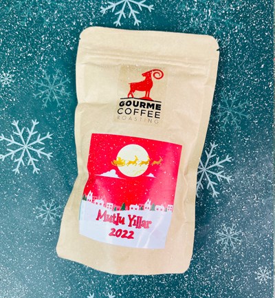 Kırmızı Yeni Yıl Tasarımlı Mug Bardak Filtre Kahve Kupa Baston Şeker Ve Kokulu Mum Yılbaşı SetigiftmodaGmhs101333