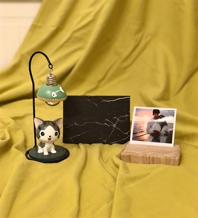 Kişiye Özel Siyah Mermer Mini Albüm Ahşap Fotoğraf Tutucu Ve Sevimli Kedi Masa Lambası SetGiftmodaGmhs100040