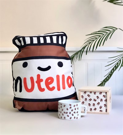 Nutella Tasarımlı Yastık Ve Kutulu Kupa SetGiftmodaNutella-Yastık-Ktl-Kupa